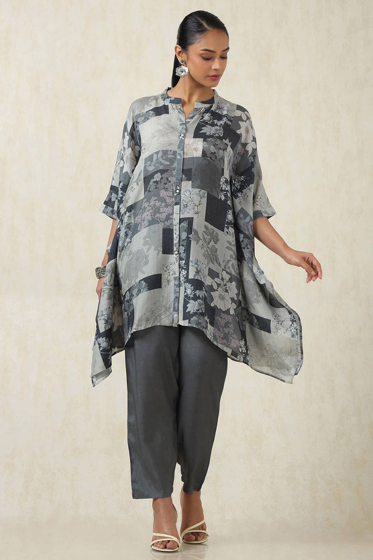 Grey Muslin Floral Print Kaftan Suit With Cutdana