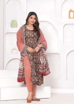 Black Nayra Cut Suit With Floral Design Dupatta