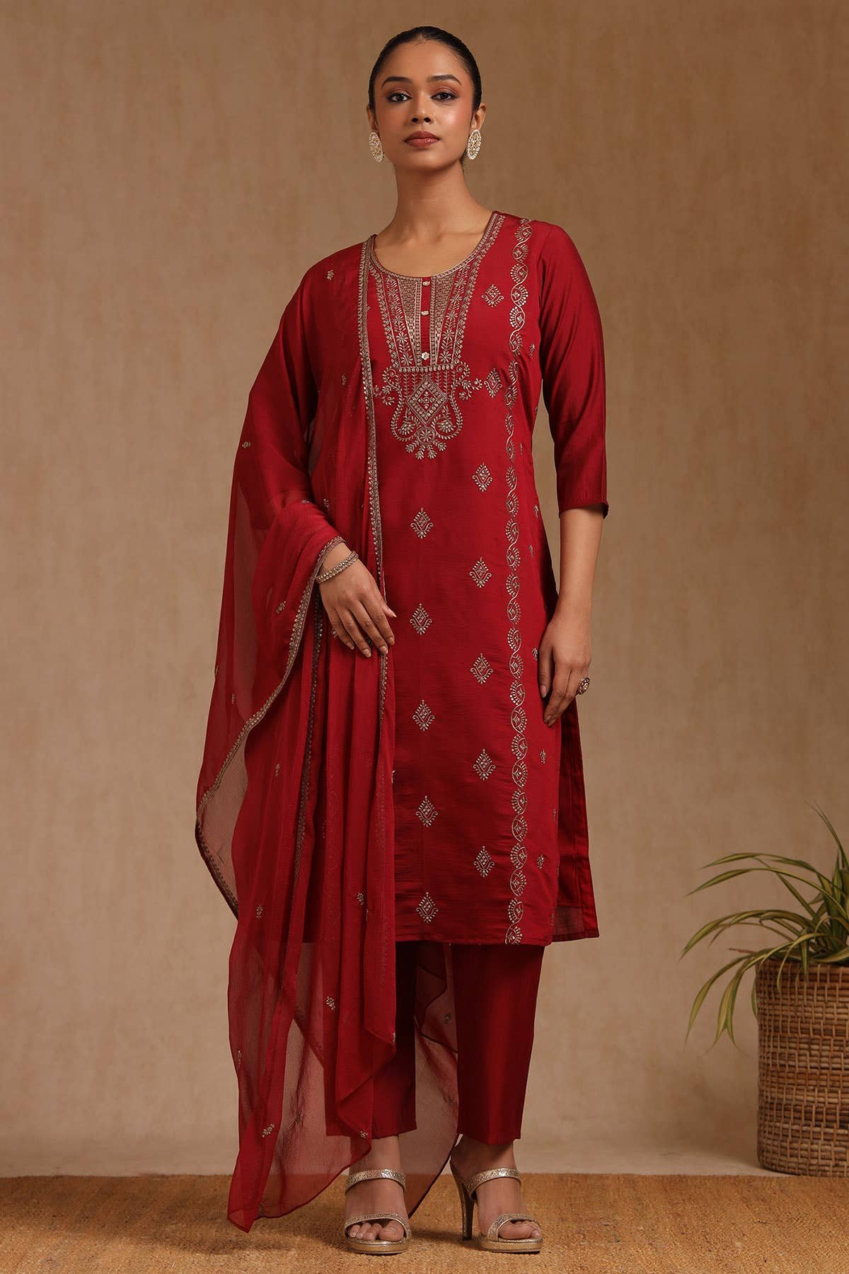 Maroon Viscose Blend Embroidered Suit Set With Sequins