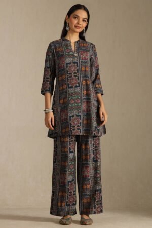 Navy Blue Viscose Muslin Ethnic Motifs Co-Ord Set With Thread Work