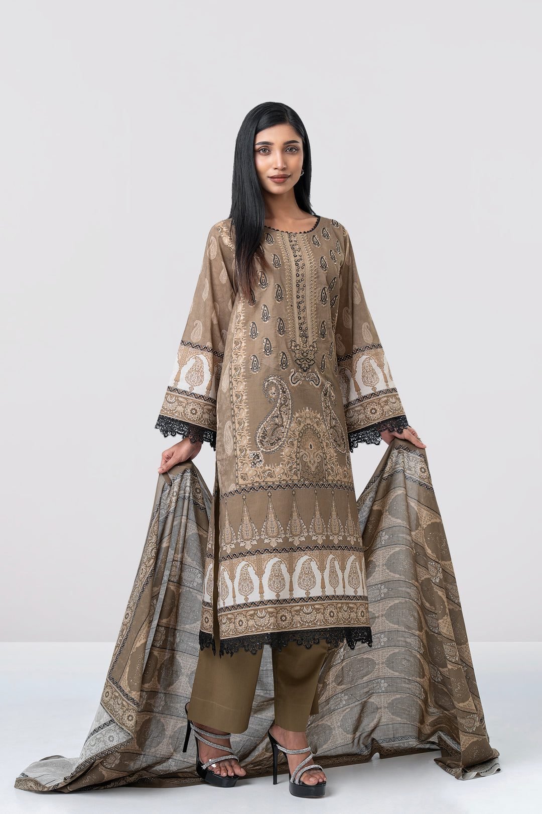 Relaxed Fit Digital Printed Three-Piece Lawn