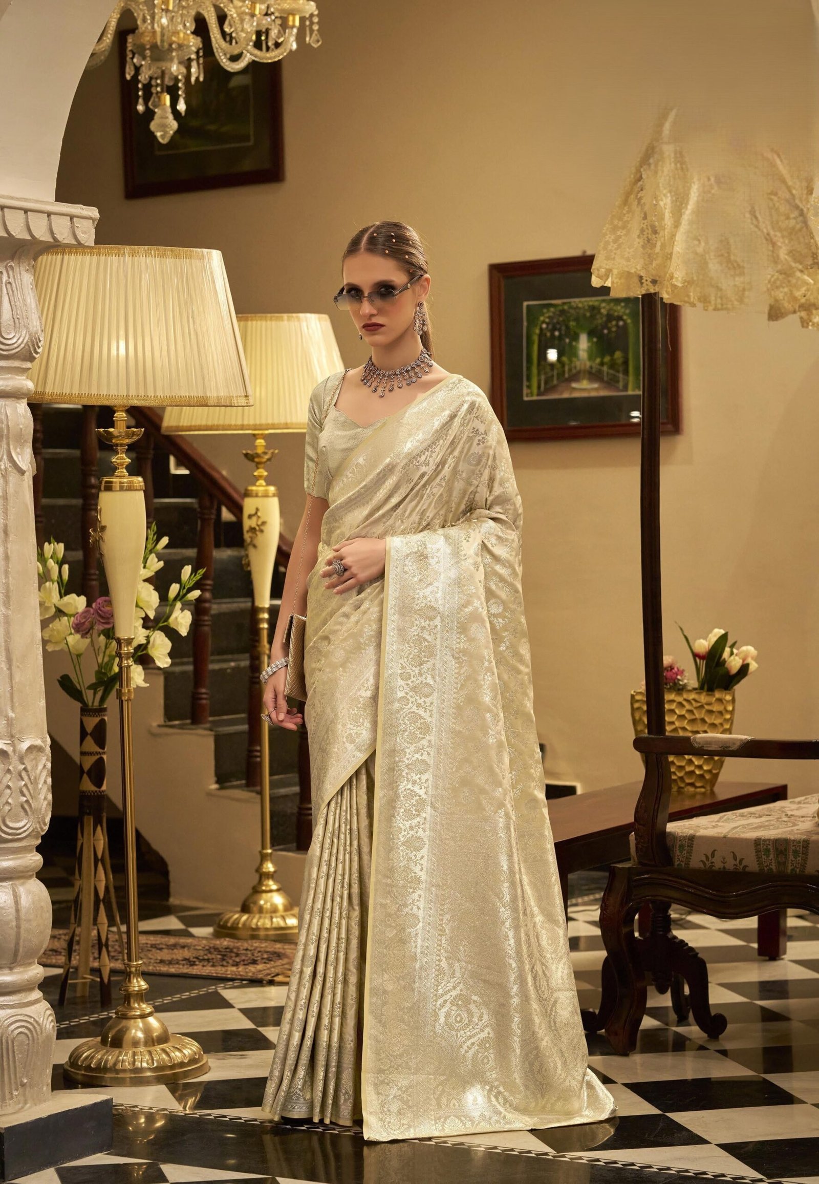 Exquisite Radiance: Hand-Woven Banarasi Satin Silk Saree