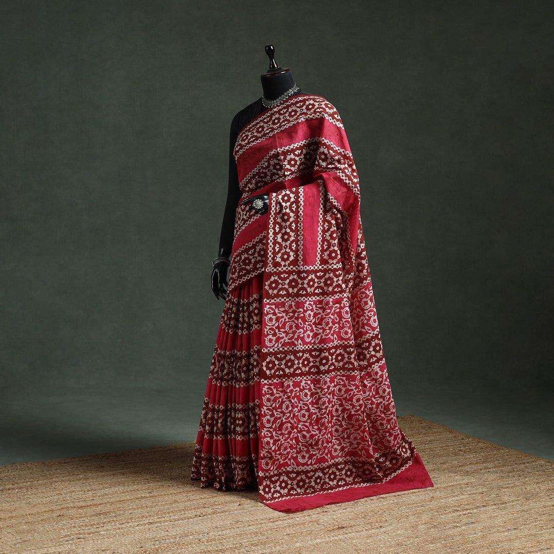 Red - Pure Mul Cotton Hand Block Batik Print Saree 91