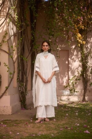 White Daze Cotton Aari Pheran Set