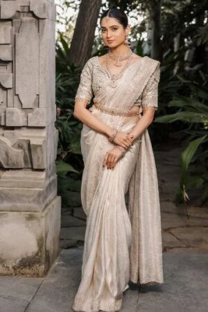 Cream Zari Woven Brocade Designer Saree With Unstitched Blouse-Sr27959
