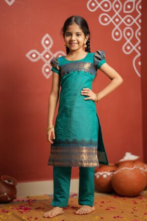 Madhuri Blue Kurti Set Mini
