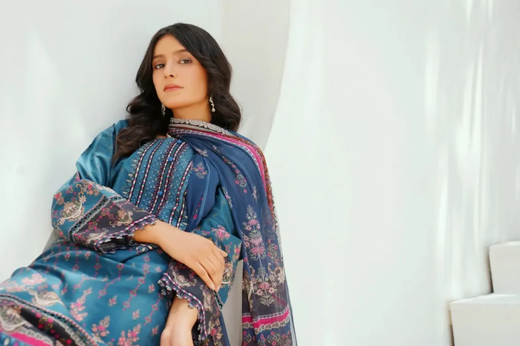 Fashion for Married Women & Mid-30s to 40s