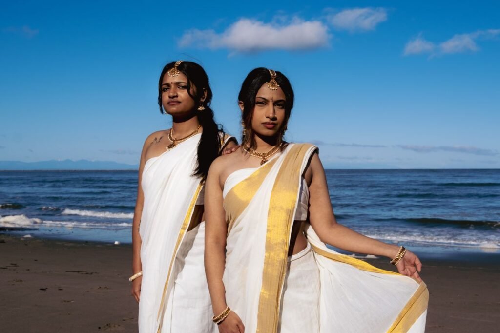 What is a Kasavu Saree