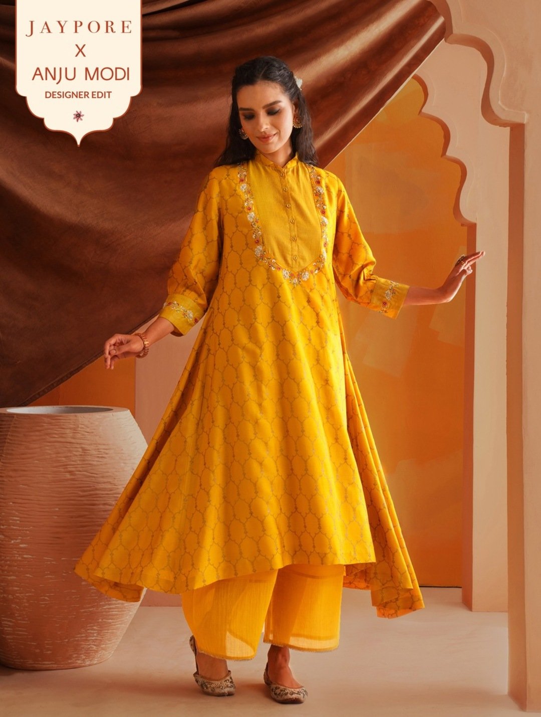 Women Mustard Yellow Viscose Dupion Hand Embroidery Kurta With Pants