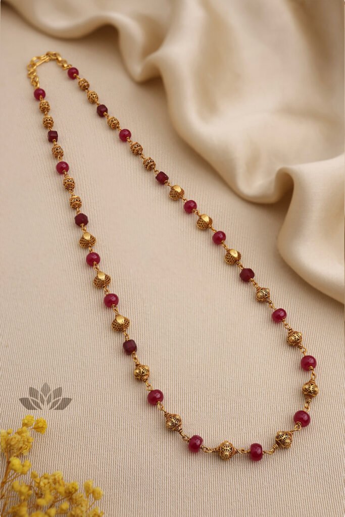 Necklace Raha by Tamara Chennai, South Asian ethnic wear