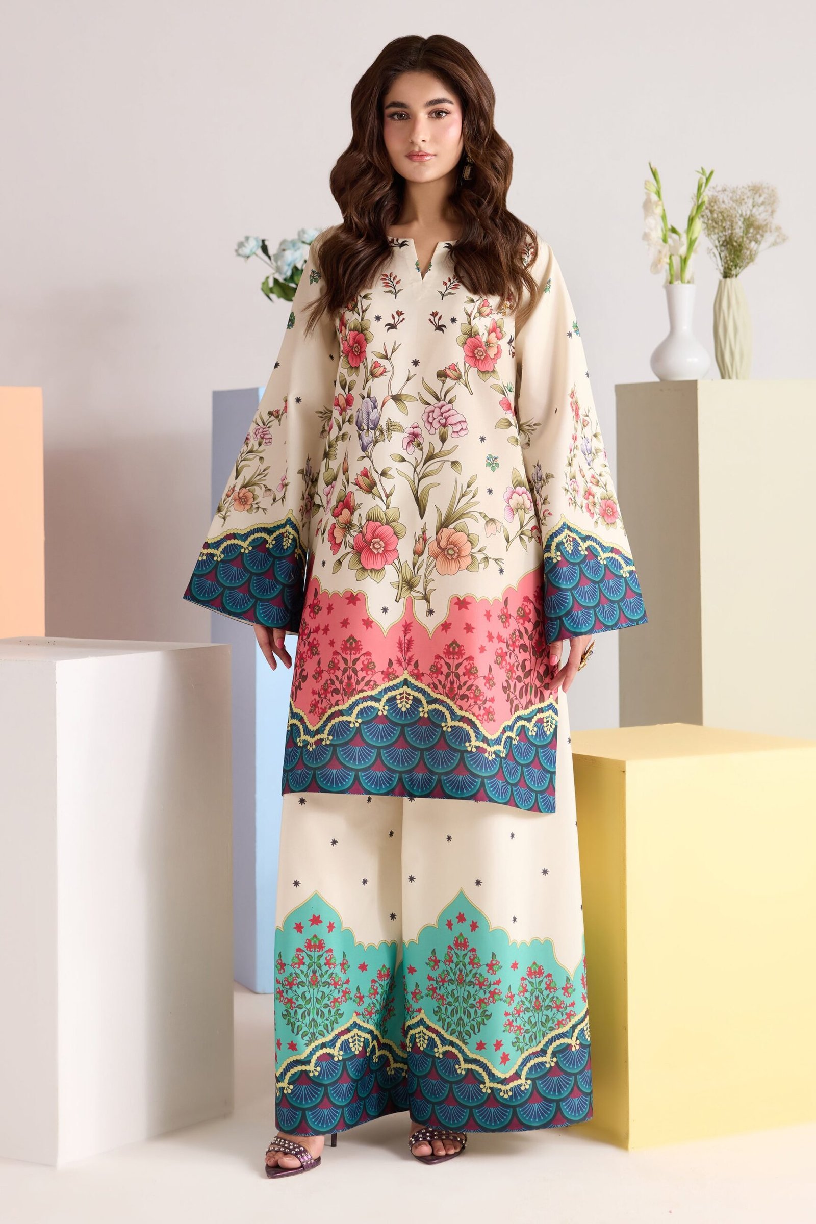 Af-Pl-6072-Polka
(printed Poly Lawn) by Alizeh, South Asian ethnic wear