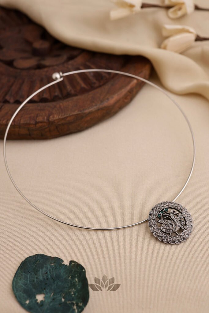 Necklace Pami by Tamara Chennai, South Asian ethnic wear