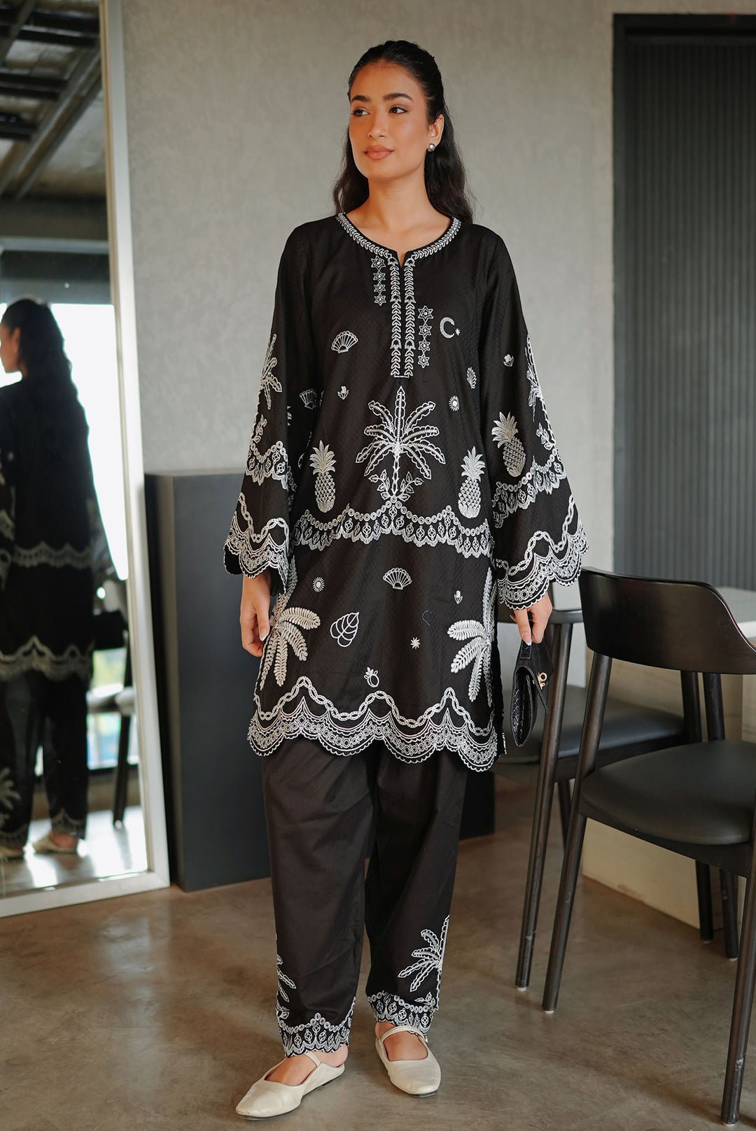 Ss26dc-2590 - Black - Cotton Jacquard - 2pcs - Embroidered Kurta With Trouser