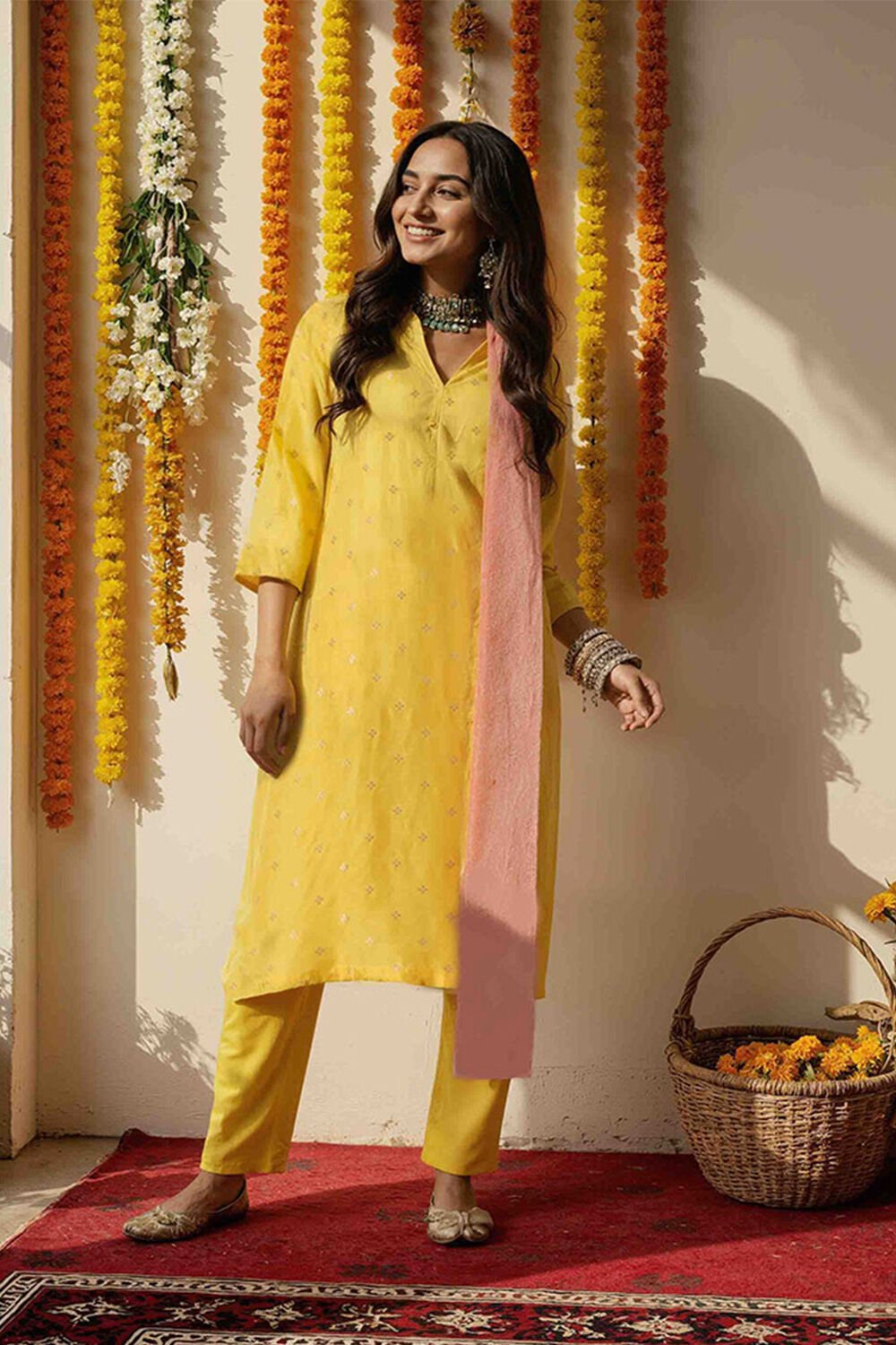 Yellow Viscose Woven Kurta Set by Taneira, South Asian ethnic wear