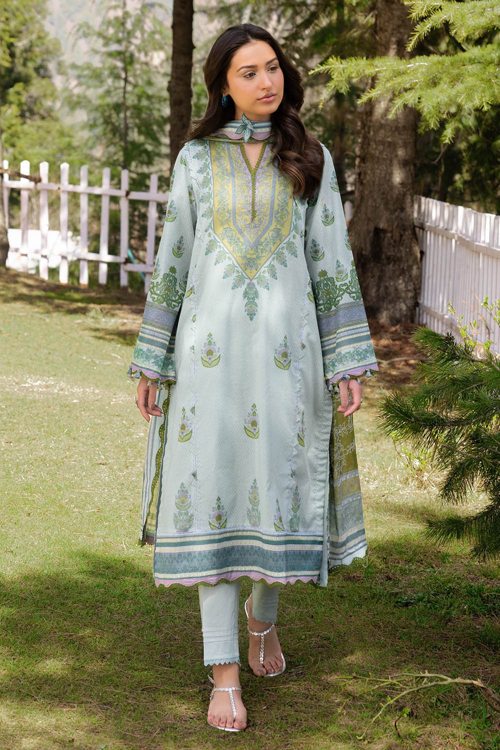 3 Piece Printed Lawn Suit by Gul Ahmed, South Asian ethnic wear