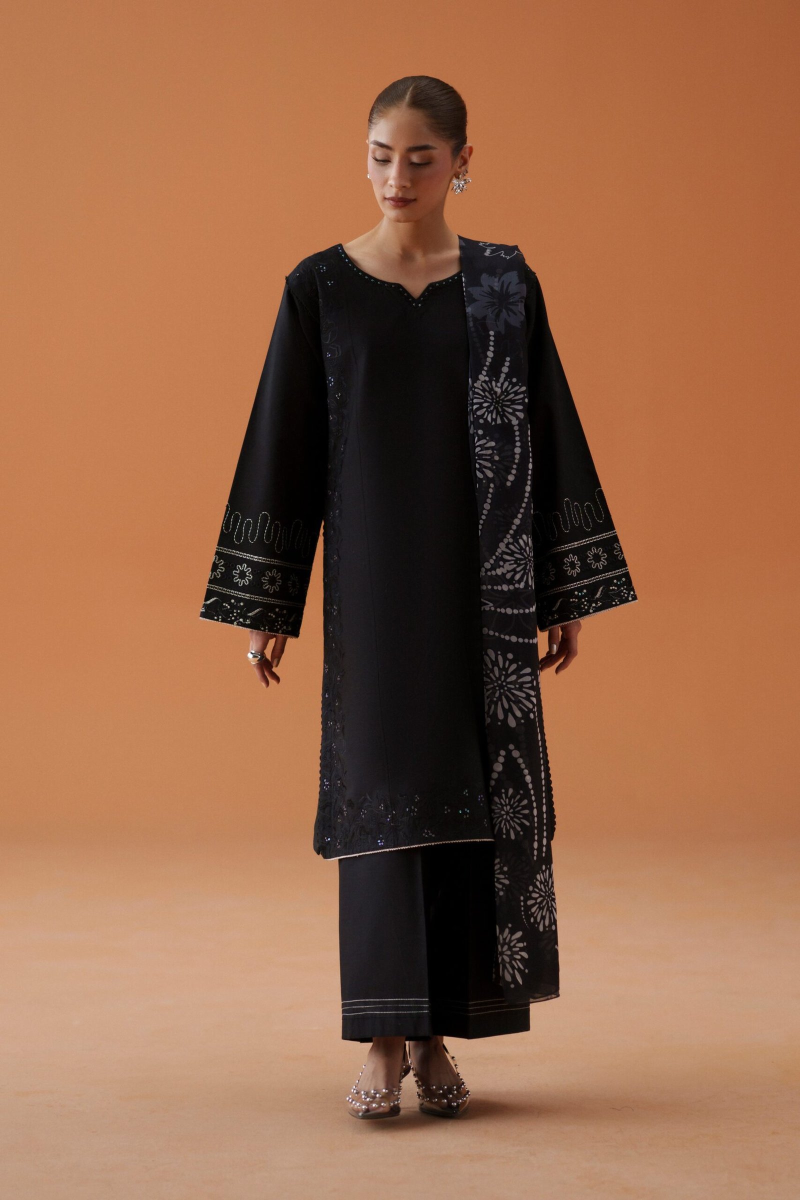 Riedel by Naqshi, South Asian ethnic wear
