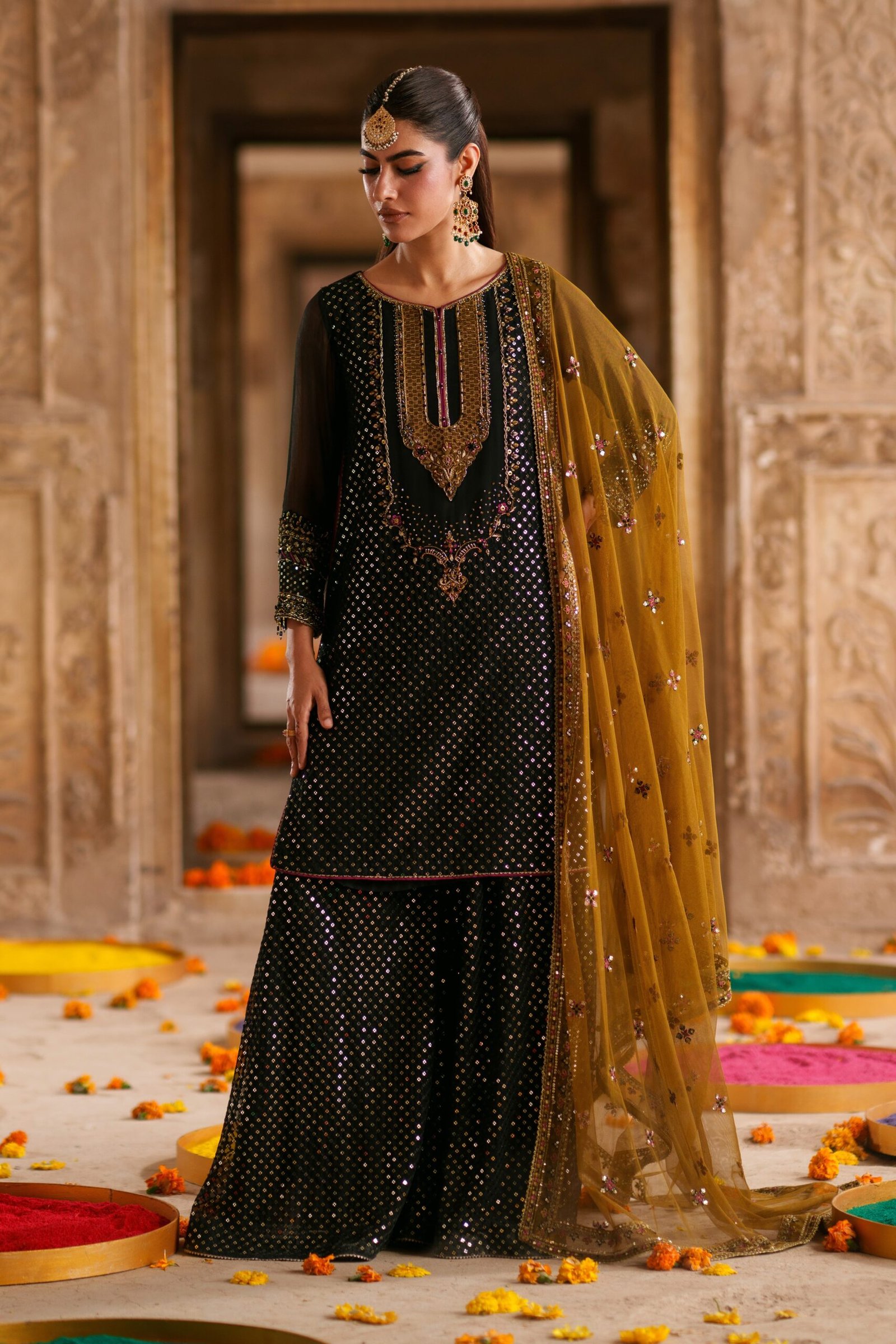 Irra by Naqshi, South Asian ethnic wear