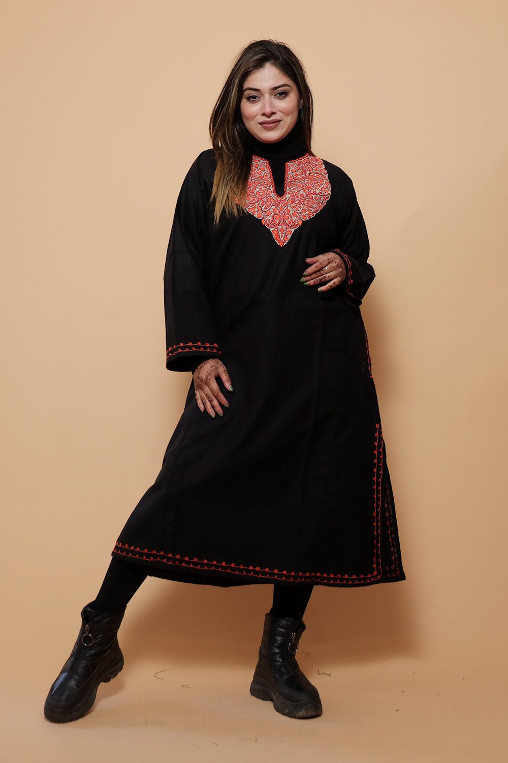 Black Color Kashmiri Work Embroidered Phiran Enriched With Mechine Sozni Neckline Pattern by Kashmir Villa, South Asian ethnic wear
