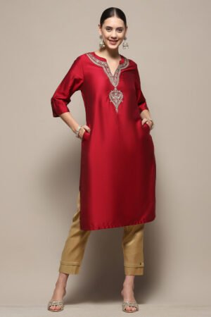 Pink Embroidered Regular Fit Straight Kurta