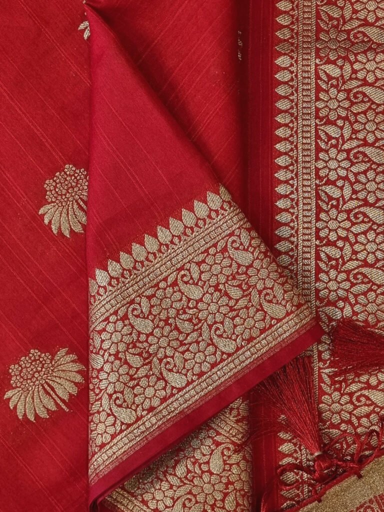 Red Silk Saree With Banarasi Borders by Valampuri, South Asian ethnic wear